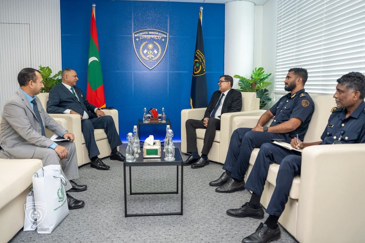 Pakistan in Maldives tweet media