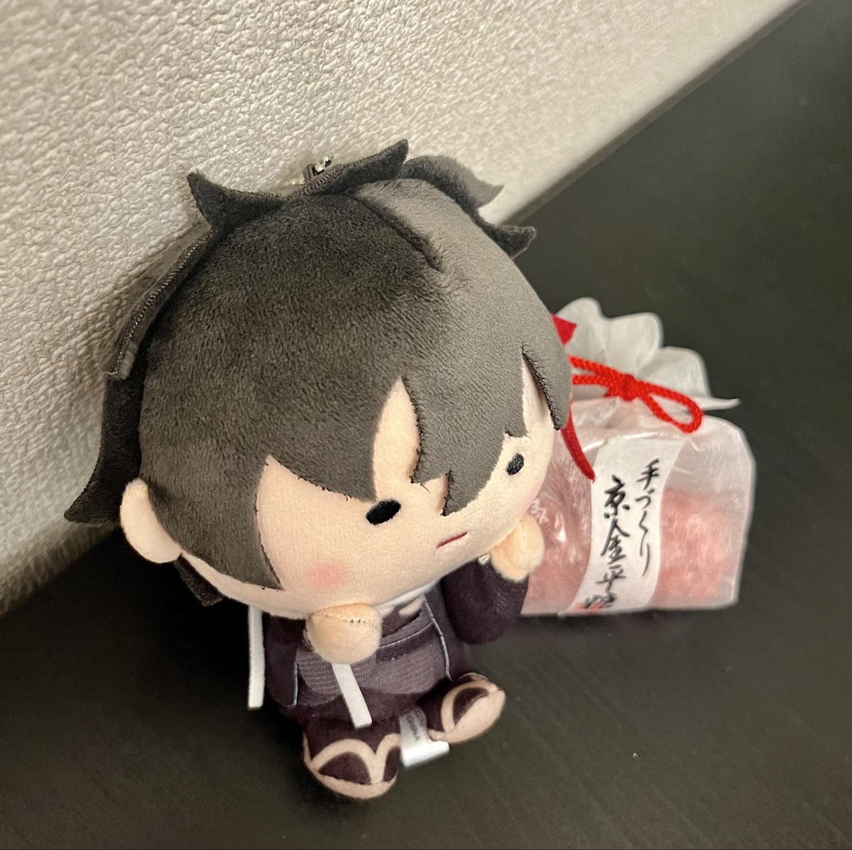 「んまちゃん、これ…」
「……？」
「ちょっと早いけど…」
「……ハッ😦」

んまひぜは今日、ムキムキのつよつよな自分を想像してぽわっとなってしまいました。