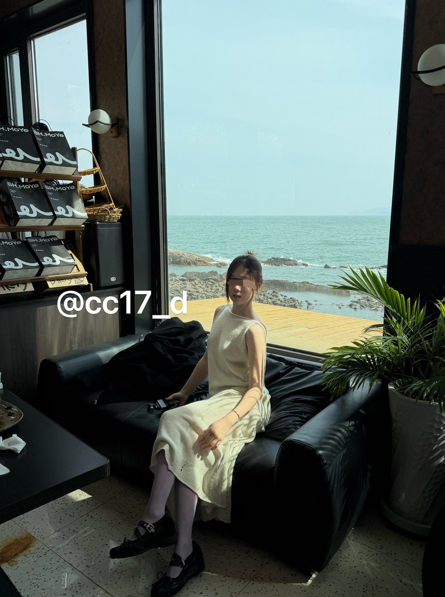 反差女友小17 tweet media