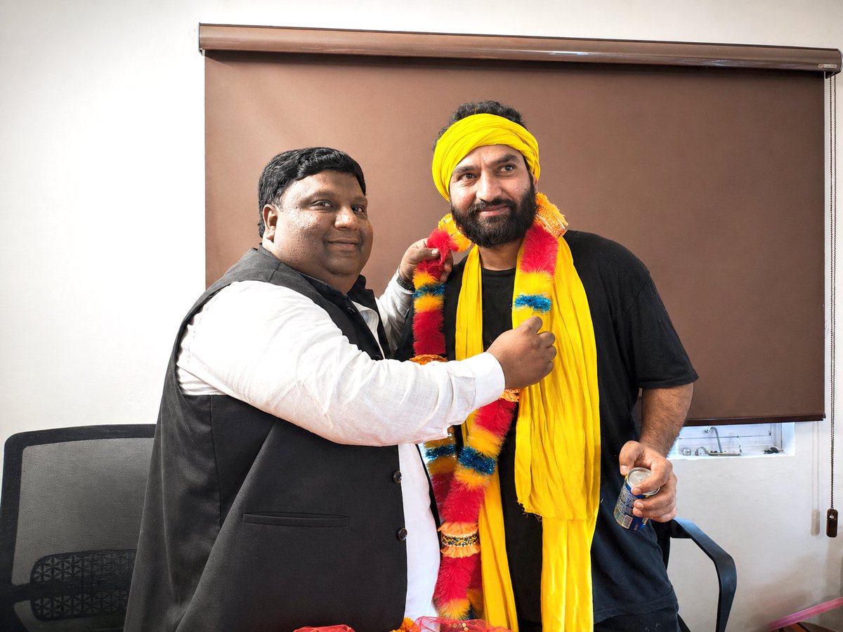 Imran Hussain इमरान हुसैन tweet media