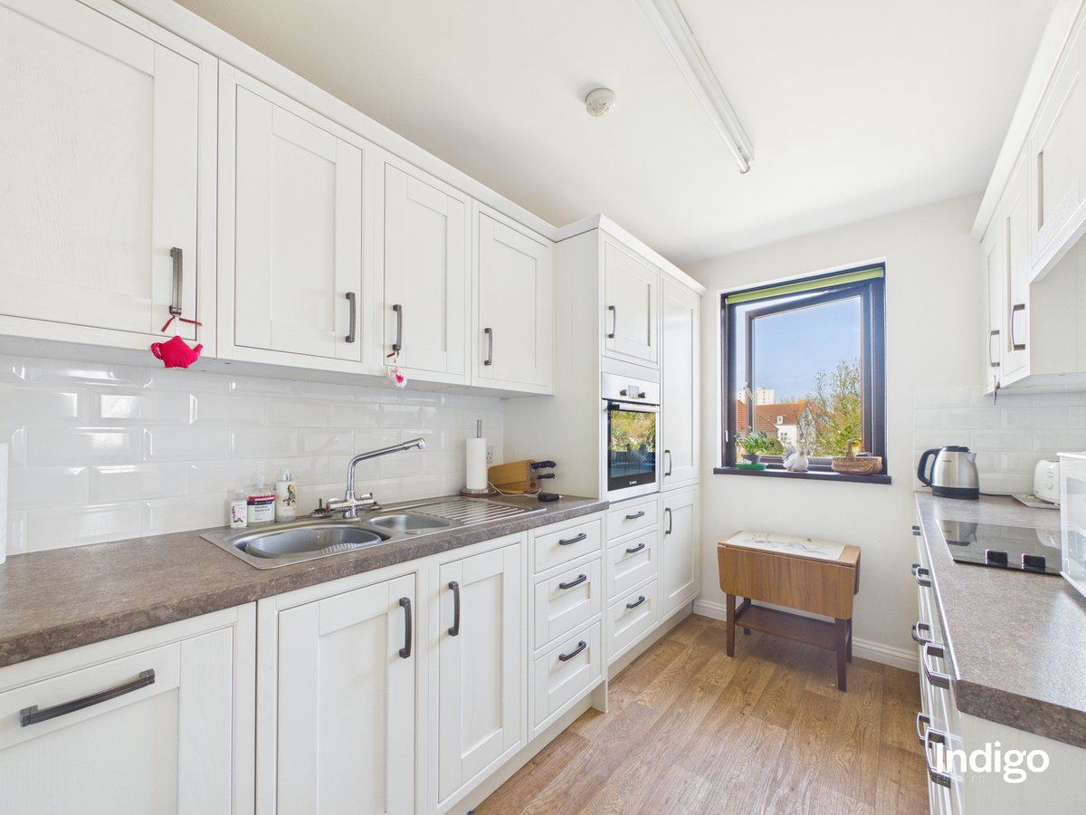 indigoestates's tweet image. NEW LISTING | ST CLEMENT  

Asking £425,000  

cstu.io/9522ae 

Please contact sales@indigo.je 
or call 01534 639955  

#indigoestates #jerseyci #forsaleinjersey #channelislands