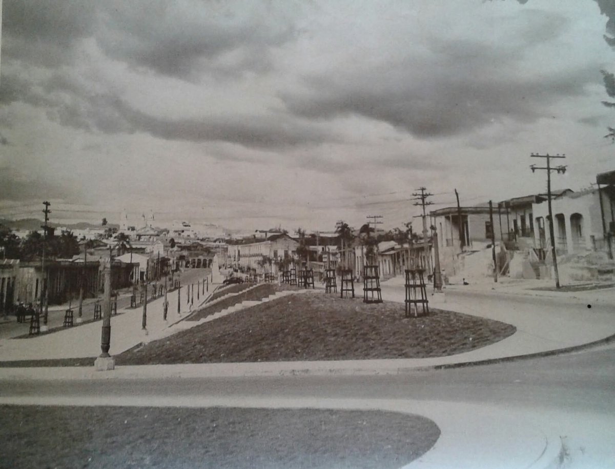 CamejoRico13842's tweet image. 28 de abril de 1522 La Corona española entrega el título de Ciudad a la villa de Santiago de Cuba.
#CubaViveEnSuHistoria #BMC  #Guatemala