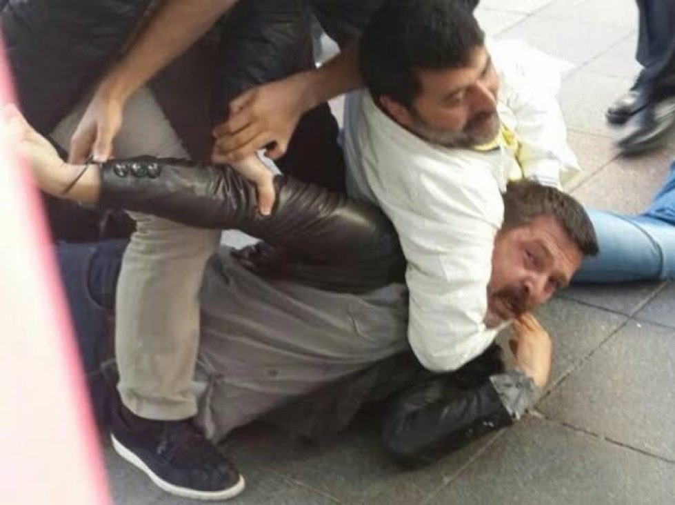 Alpayovski tweet media