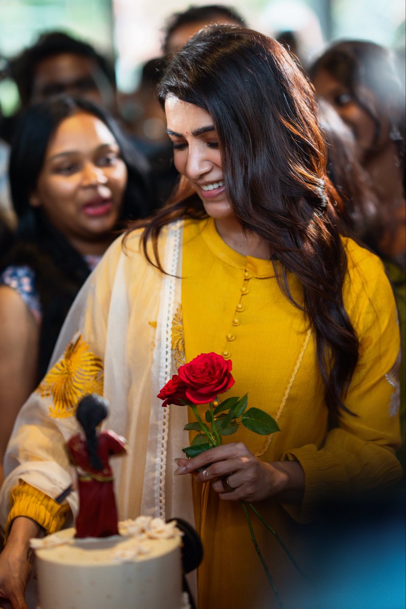 Trends Samantha tweet media