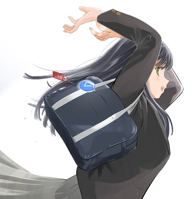 青いバッジを付けました はじめての単行本「彼女はされたい」 担当編集者さんにもデザイナーさんにも、良いものになるよう、売れるよう色々気遣って頂いてます…