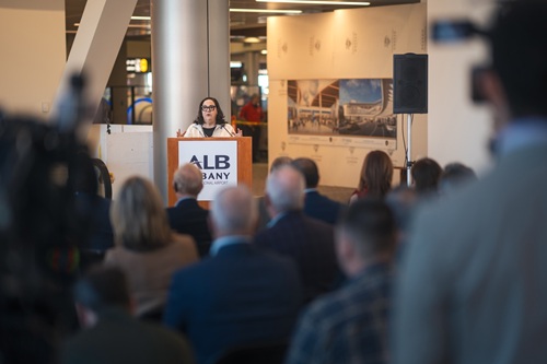 AASHTOsean's tweet image. Milestone achieved in ongoing ‘Reimagine Albany Int’l #Airport’ project. #transportation #aviation #airplane #aircraft #plane #flight @aashtospeaks @NYSDOT @USDOT @GovKathyHochul @FAANews @NASAOofficial @AAAEDelivers @airportscouncil  governor.ny.gov/news/governor-…