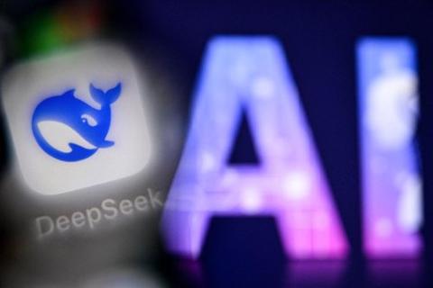 Signs of froth are everywhere, with the IPOs of Anthropic and OpenAI expected to be the biggest ever and investors desperate to find ways in. tinybfs.com/t/oofqS3