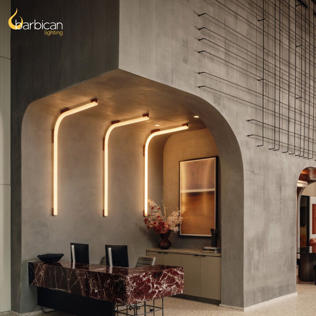 sci_lights's tweet image. Meet the all-new HPC Solo Surface by Barbican! This addition brings the clean, architectural look of the HPC series you already love, now in a sleek surface mount option. Learn more: ow.ly/Ym3J50YP8Oq 

#Lighting #LightingDesign #ArchitecturalLighting #Barbican #SCILights