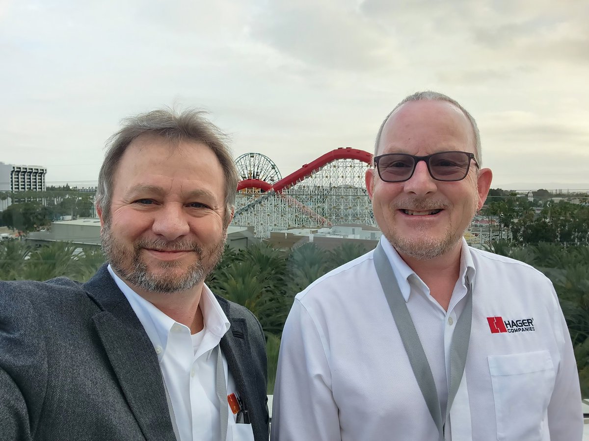 hagercompanies's tweet image. A few moments from BOND Multi.

Good conversations with architects and designers this week.

#Architecture #Construction