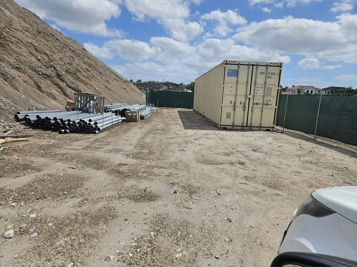 ohmseleccorp's tweet image. We're breaking ground on a new #Publix in #MiamiGardens! 🏬 🚧 #southflorida #electricalconstruction