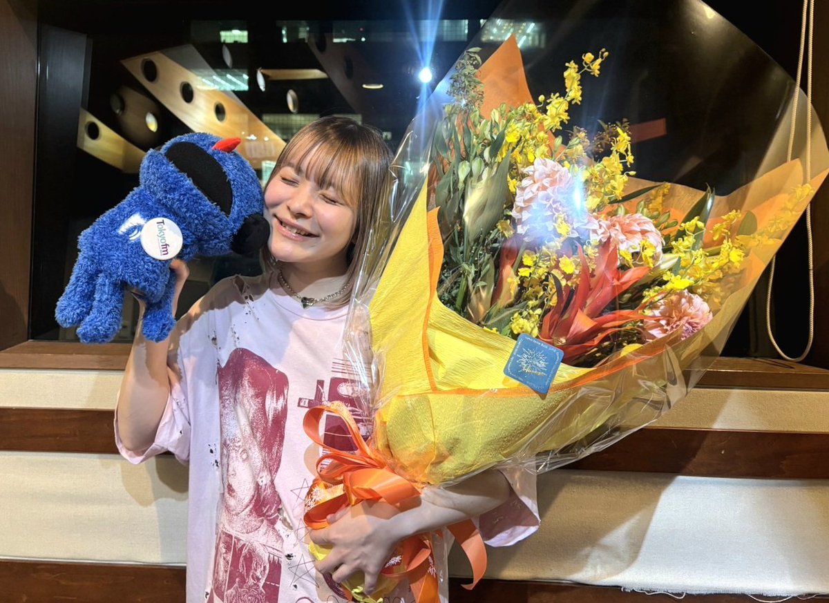 SCHOOL OF LOCK! tweet media