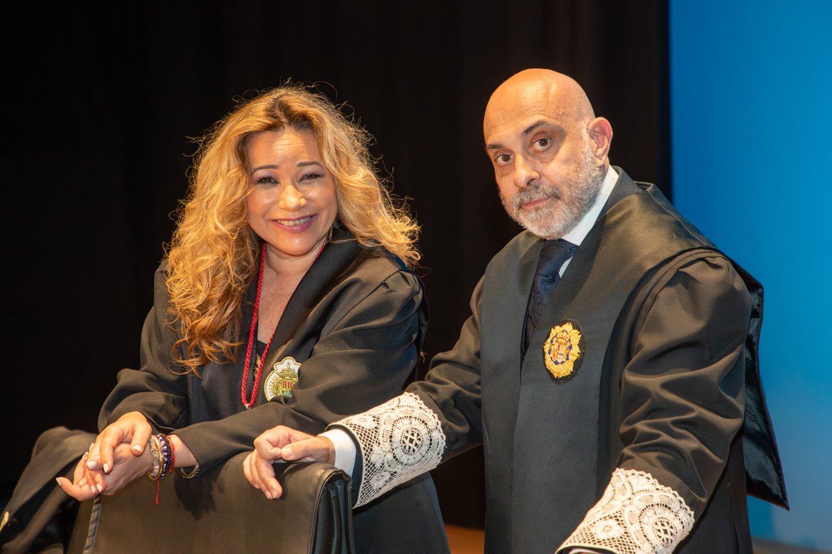 🤝 Presencia institucional en el acto en honor a San Raimundo de Peñafort celebrado por el ICA Alicante⚖️

El Decano del Colegio de Abogados de Valencia, José Soriano, ha asistido en representación del Colegio, en un encuentro que refuerza la unión y los valores de la abogacía 🙌