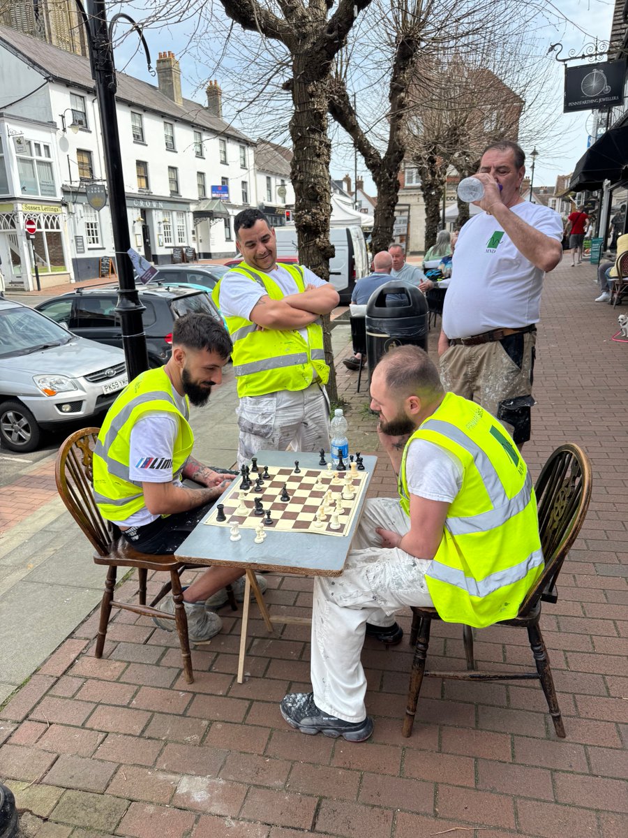 JohnPye7's tweet image. Chess can be  dangerous game, though I have never considered a hi-vis yellow jacket a pre requisite before sitting down to play 😊 #chess #eastgrinstead #highstreet