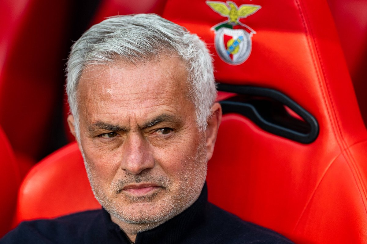 🚨👑 Jorge Mendes and Florentino Perez have been in direct talks for days over Jose #Mourinho. Personal terms and contract length are not an issue.

Mourinho is 100% ready to return to Real Madrid. If the final decision falls in his favour, then it will be Mourinho. As reported