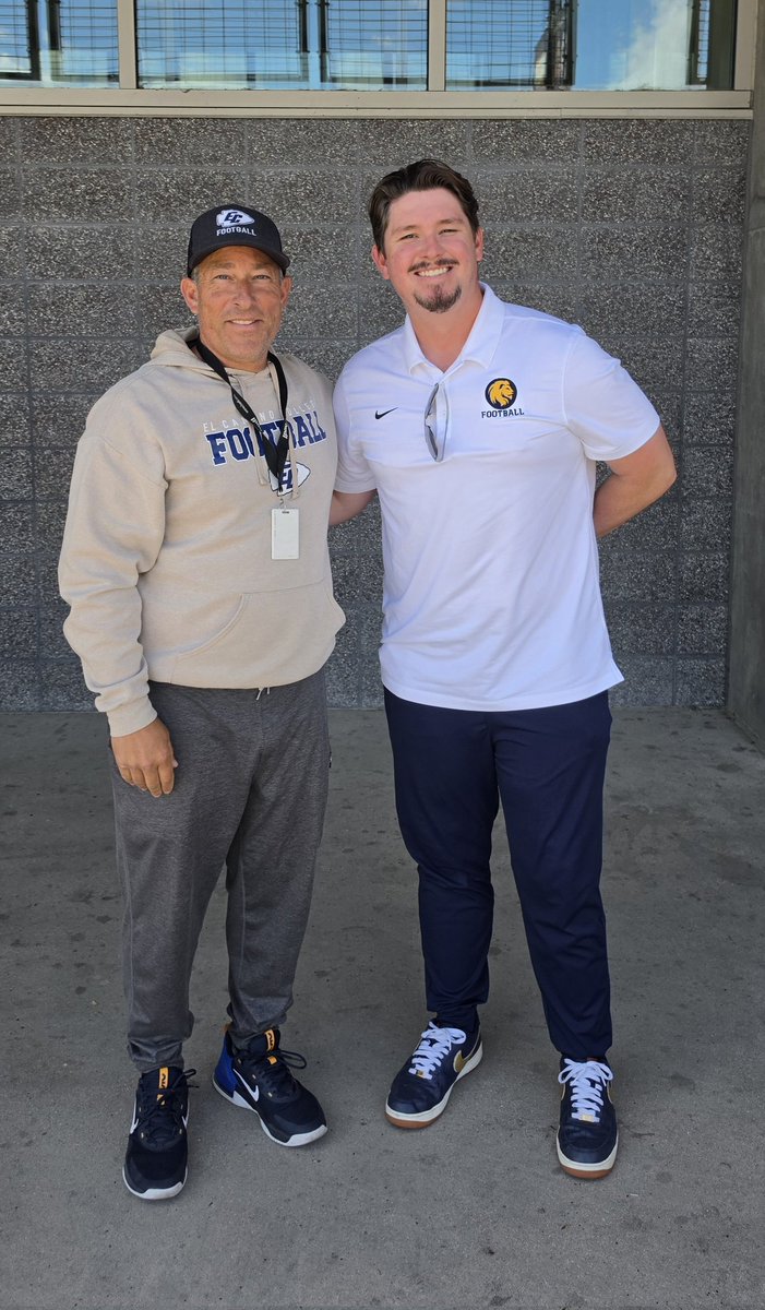 FBWarriorsECC's tweet photo. Always great to have East Texas A&amp;M Passing Game Coordinator Chase Paramore @coach_paramore stop by. https://t.co/Rbh0kbYh3w