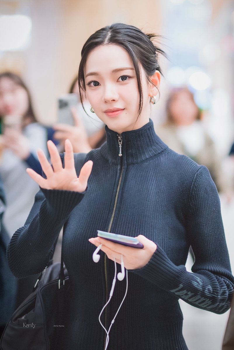 𝐊𝐚𝐫𝐢𝐟𝐲. tweet media