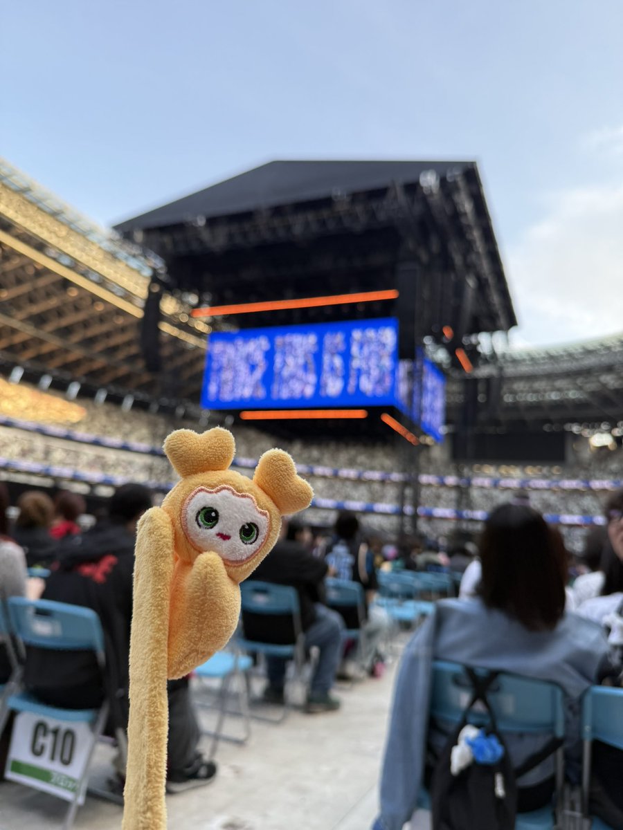 ONCEのみんな〜！たのしもうね〜！

(((非公式

#TWICE国立最終日
#TWICE #THISISFOR
#TWICE_THISISFOR_WORLD_TOUR