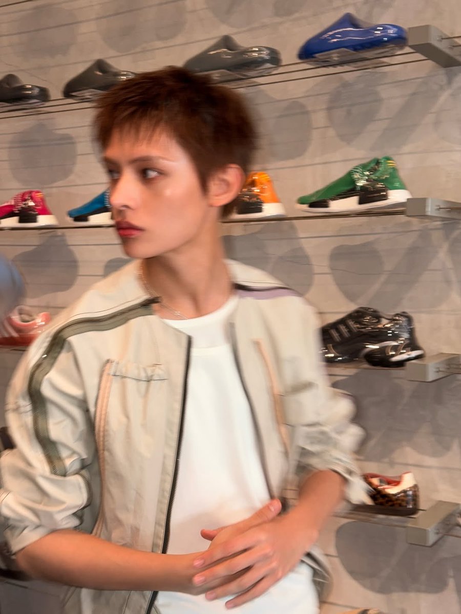 JAMES France tweet media