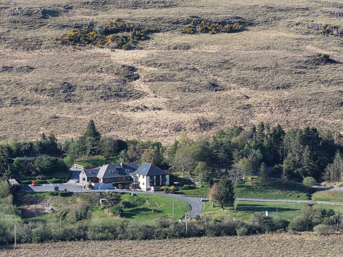 Kylemore Pass Hotel tweet media