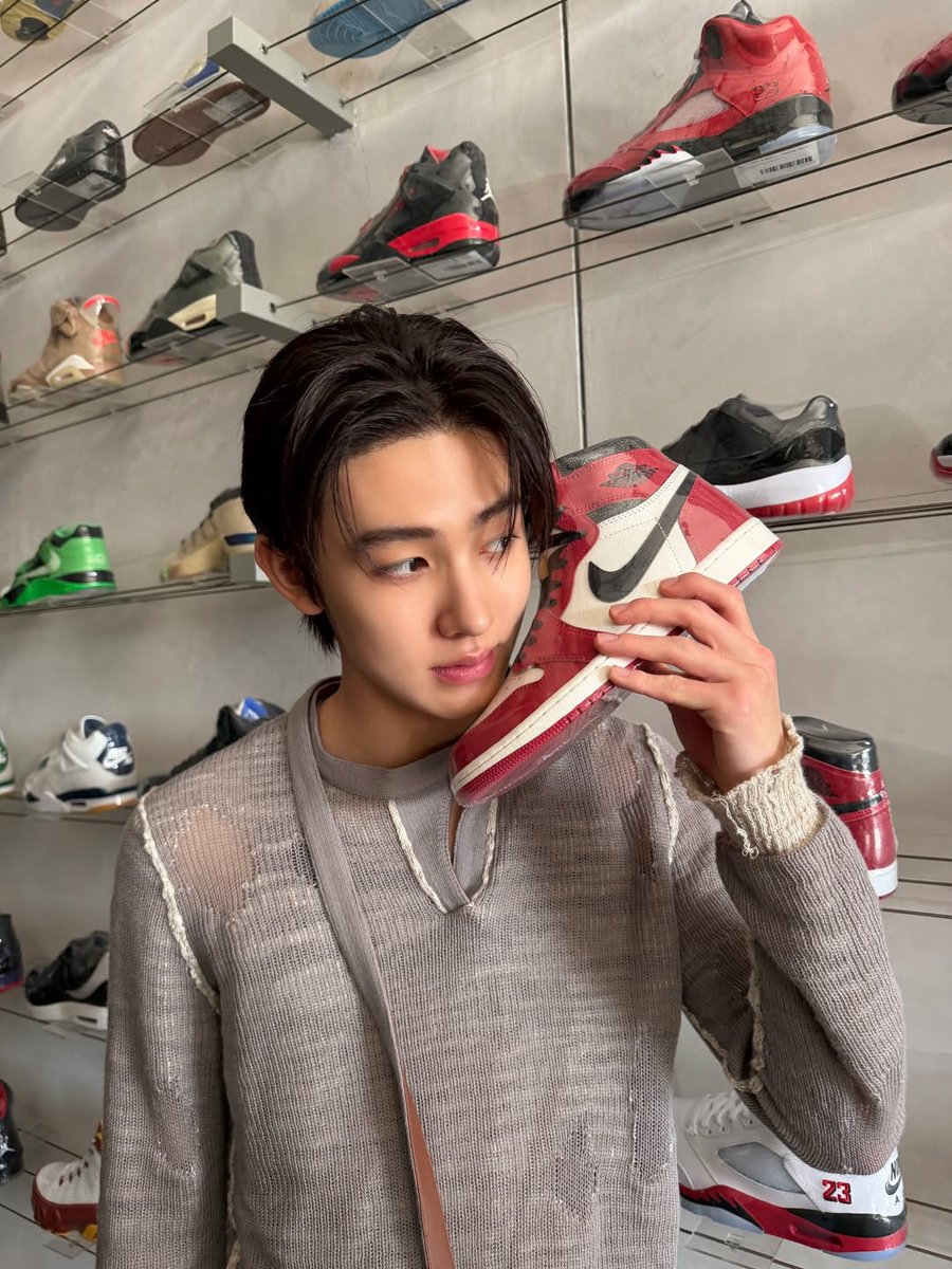 seonghyeon files tweet media