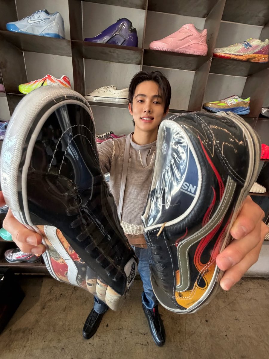 seonghyeon files tweet media