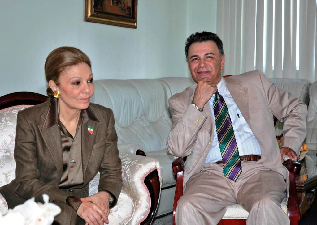 بدون شورت tweet media