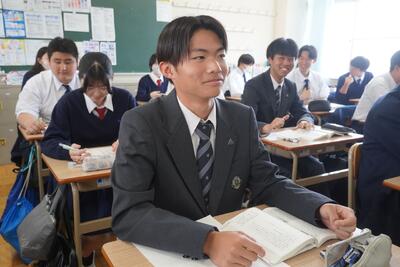 杉戸高校はSCHOOL GUIDE 2027 の撮影が開始されました。 撮影の裏側は