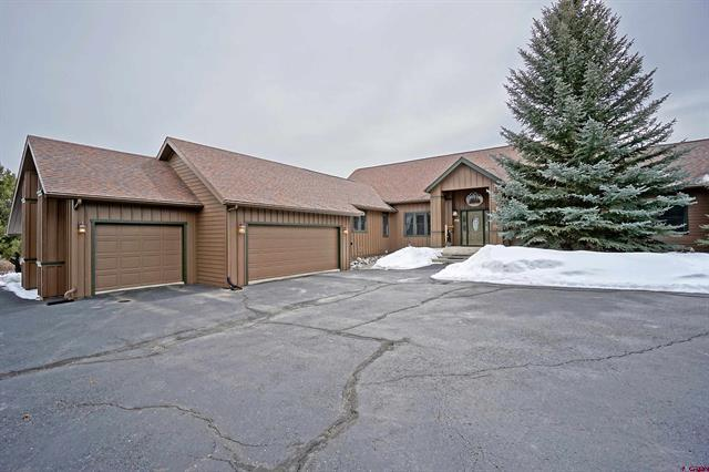 todd_realty's tweet photo. Here's a batch of three tremendous Ridgway properties that you'll want to check out.  These are all high quality homes!  Call me at 970-318-2160 for more information!!!
Click Here to View Listings
Click Here to View Listings
Click Here to View Listings https://t.co/vZsO2S7Axm