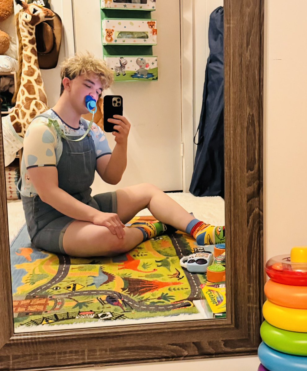 DiaperedDino🦕 tweet media