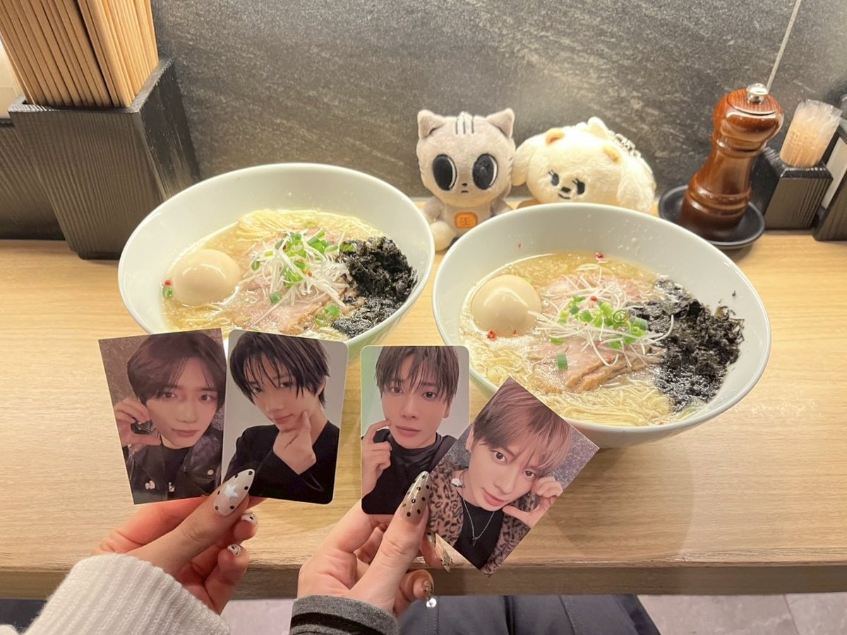 ヨンボム席で食べたよ~🦊🧸
今まで食べた塩ラーメンの中で一番美味しかったですっ🍜⭐️