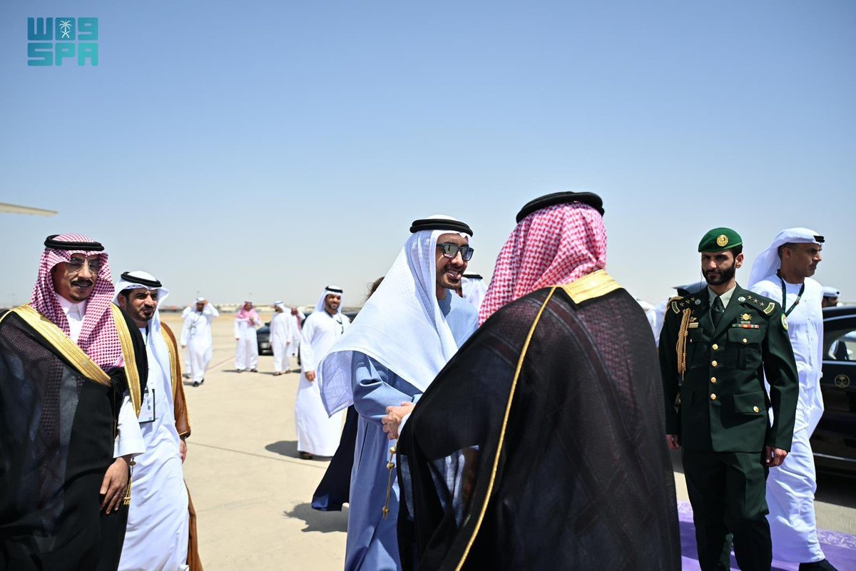الخـليج العـربي tweet media