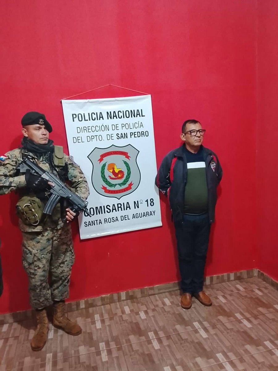 FrenteGuasuPY's tweet image. #Grave 

El compañero Elvio Benítez, quien ayer hizo pública su candidatura a la Presidencia (2028) en Radio Ñasaindy AM620, fue detenido hoy en Sta. Rosa del Aguaray.