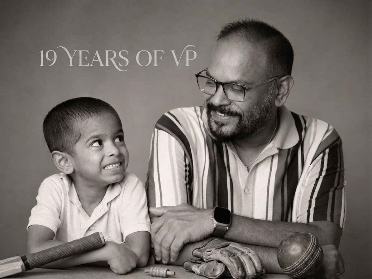VPFan_15's tweet photo. Going with the trend!😁🏏❤️

#19yearsofVP
#19yearsofChennai28
@vp_offl https://t.co/34bnr4Xfdf