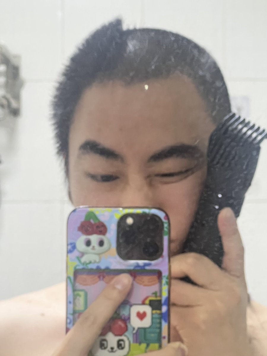 簪花李逵 tweet media