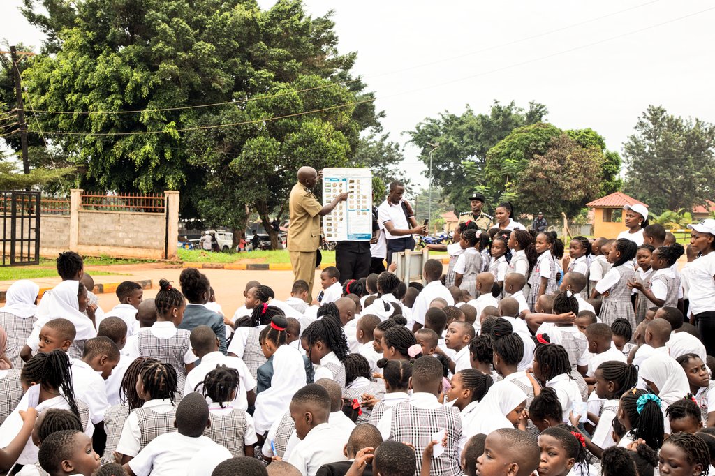Uganda Police Force tweet media