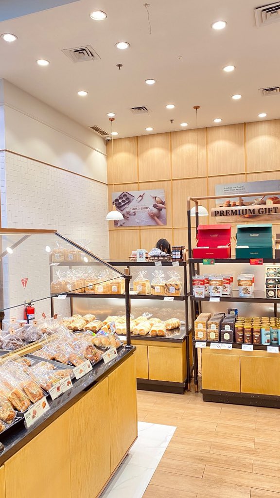 tarii🦭 tweet media