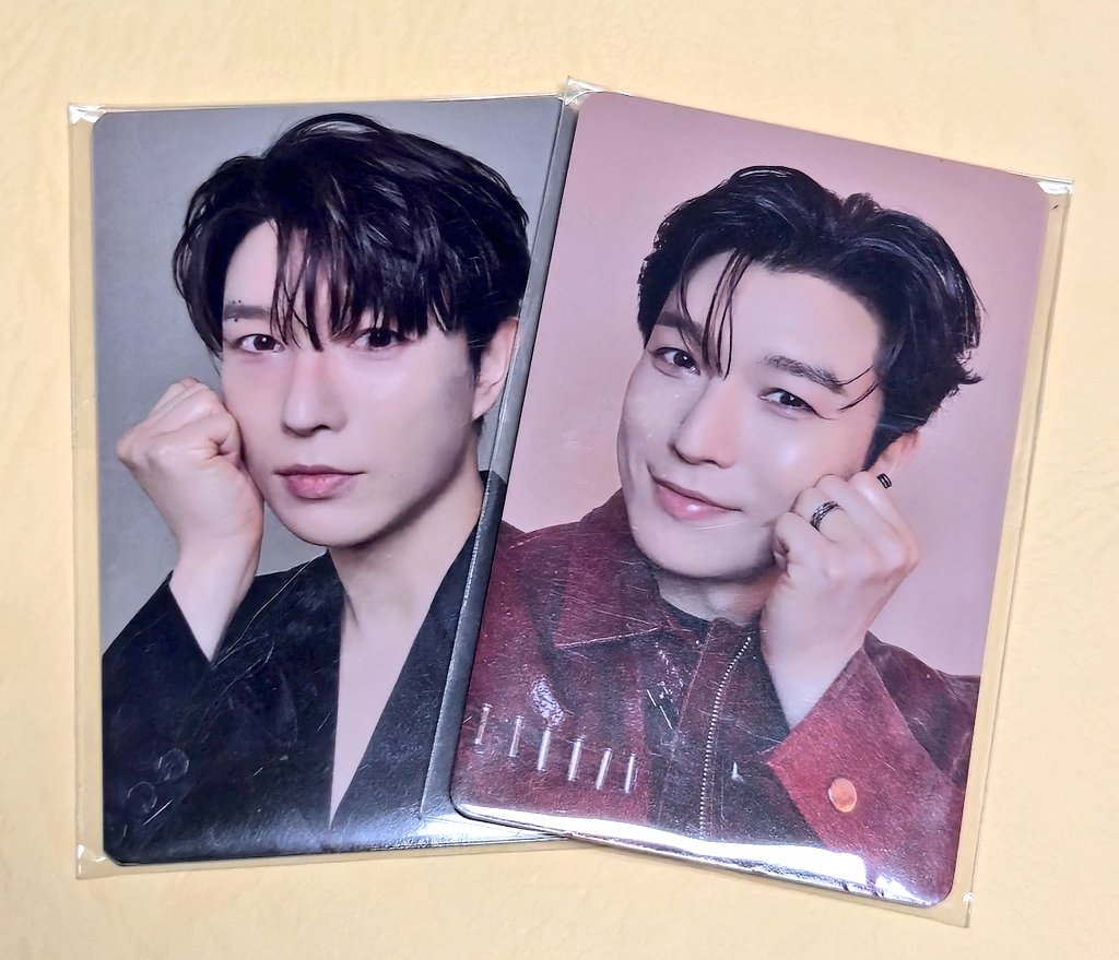 4월 28-29일 
앨범 구매독려 이벤트

2024 시그 파일 set. - 1명
2025 시그 파일 set. - 1명

댓글로 캡쳐해서 올리신 
총, 두 분께 드립니다.

(미개봉 제품입니다)