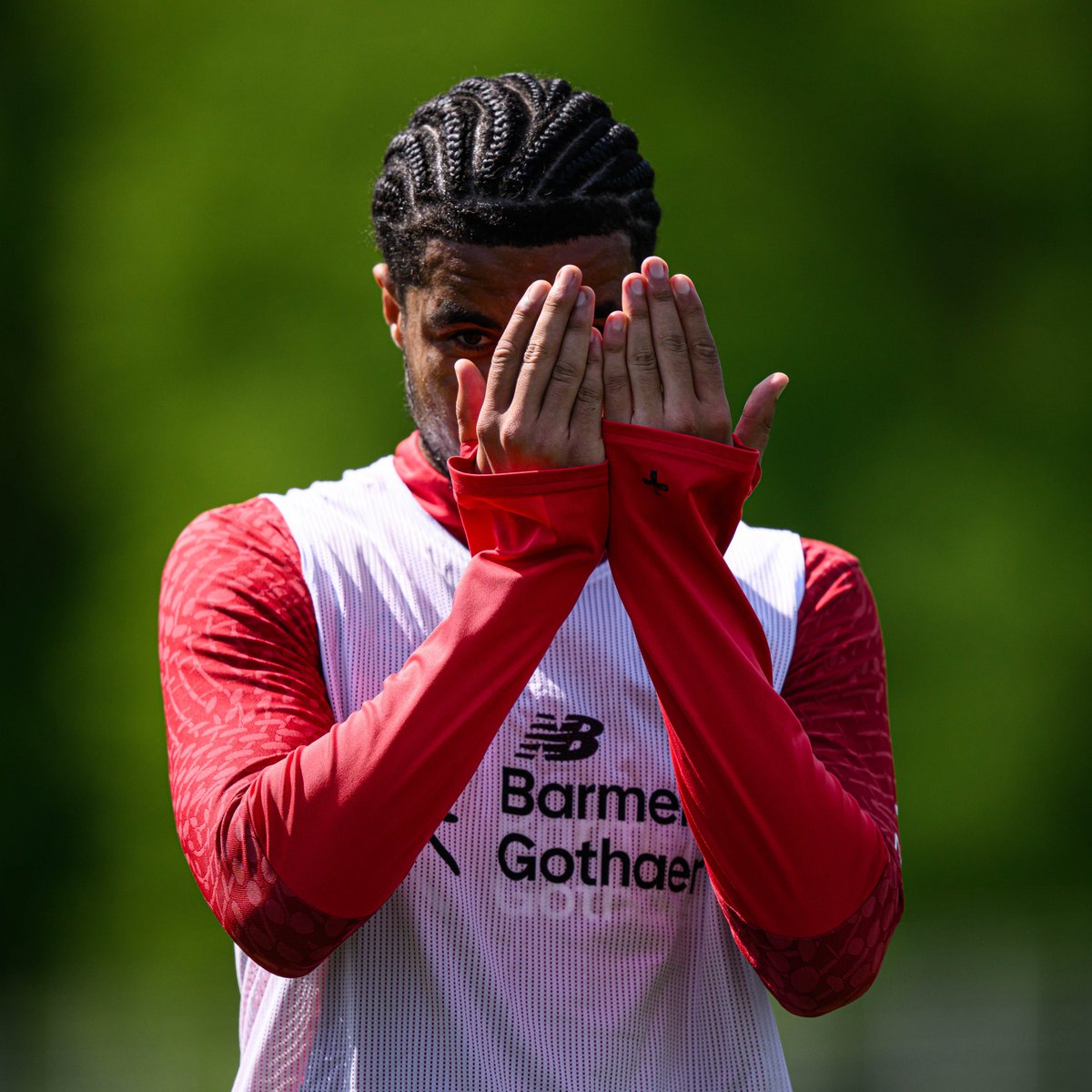 bayer04_en's tweet image. MT10. 🫣🇺🇸

@USMNT