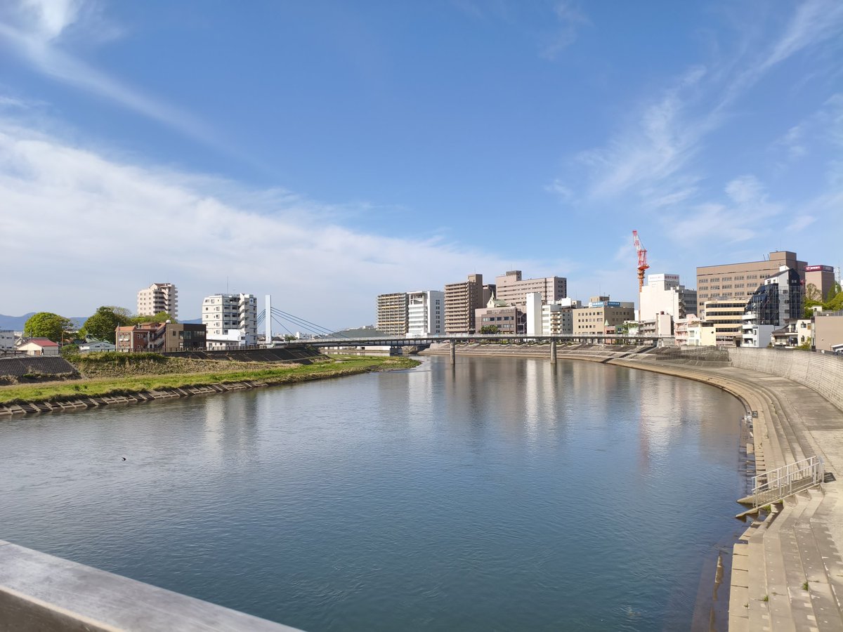 ころん tweet media