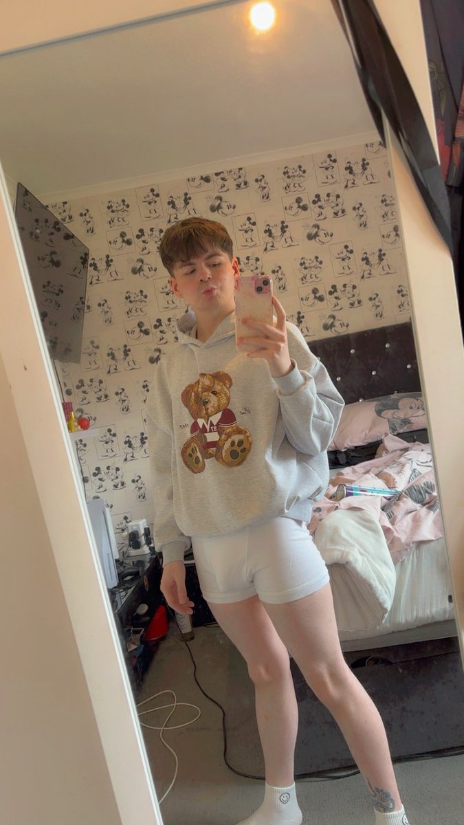 Sandy ✨ tweet media