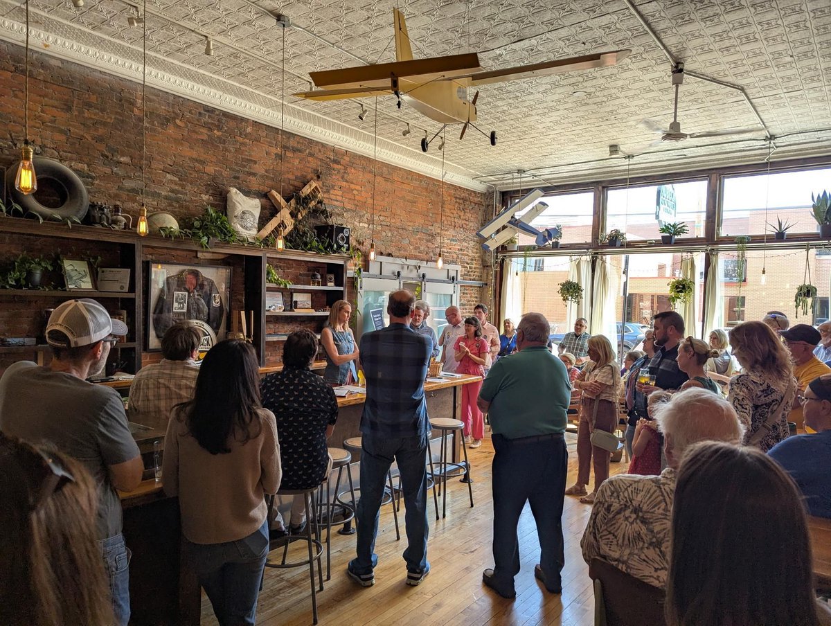 dbqdems's tweet image. This weekend was the campaign kickoff for Kristin Dietzel as she runs for Dubuque County Supervisor! It was a great meet-and-greet, giving folks the chance to hear directly from Kristin and learn more about her vision for the county.
#vote #dubuque