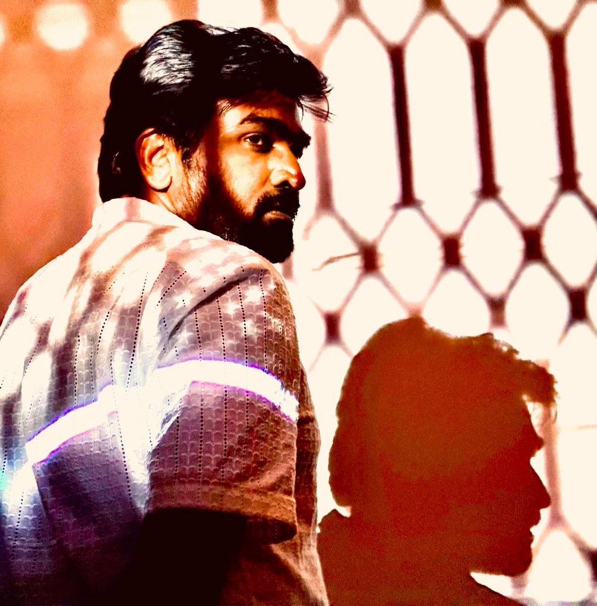 ybranttvoffl's tweet image. Makkalselvan #VijaySethupathi 💥❤️

#SLUMDOG #SLUMDOG33TempleRoad #YbrantTv