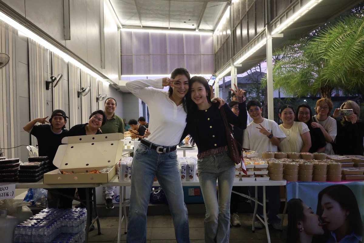 zuperzeyapoy tweet media