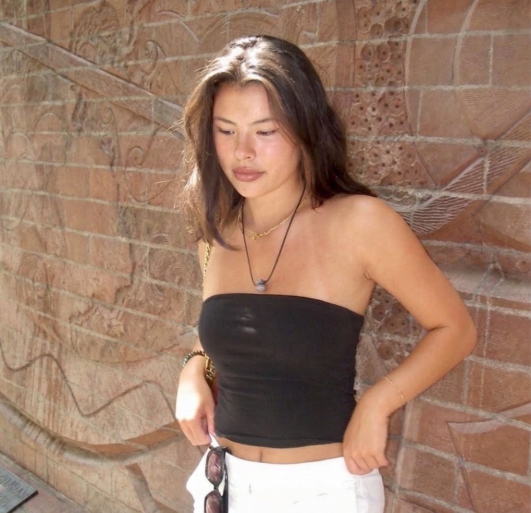 ValhallaAwait4u's tweet image. A follower wants your thoughts on this girl

#submission