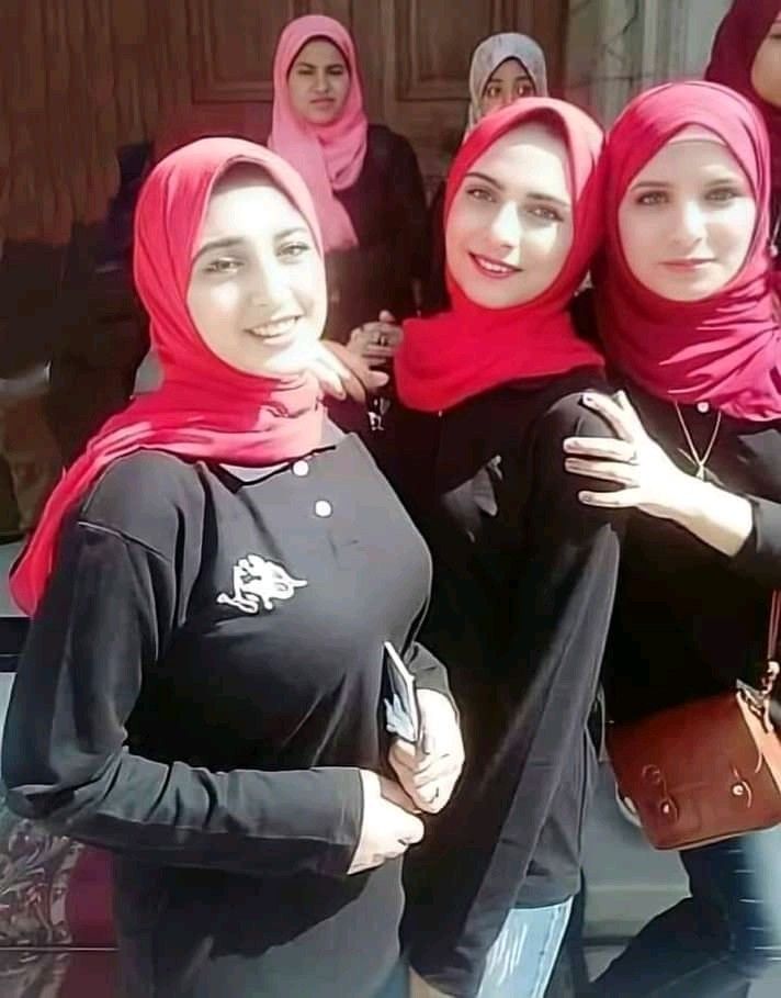 ام حنين tweet media