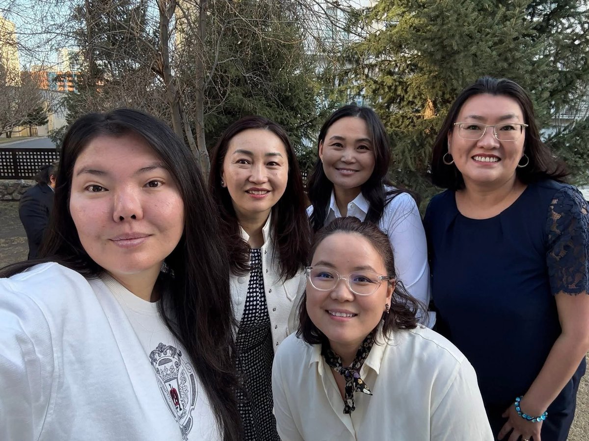 Ботго🐫 tweet media