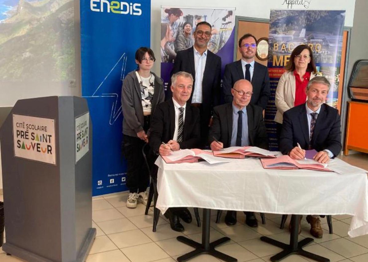 Image de Préfet du Jura - ⚡Inauguration de la première classe « réseaux électriques » du Jura

À la cité scolaire du Pré Saint