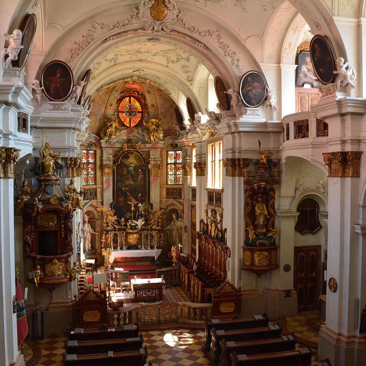 AutCathAes's tweet photo. •Dürnstein Monastery in the Wachau Region, Lower Austria

Formerly inhabitet by Augustinians. https://t.co/7DkjLRTREW