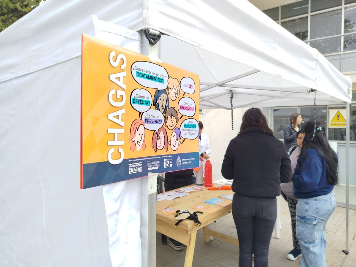 provincia1270's tweet image. #AHORA | 📲#Móvil de @MarcyOjea desde el hospital San Martín de La Plata, donde se realiza una jornada de testeo y sensibilización sobre Chagas.

➡️ Hablamos con Carolina Villarreal, integrante del área de epidemiología.

📻#EsUnMontón
💻provinciaradio.com.ar