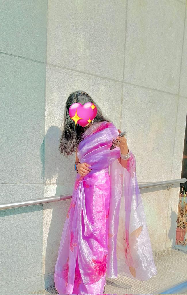 shivi :) tweet media